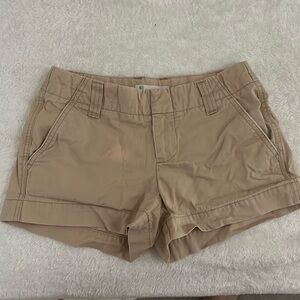 GAP Favorite Chino short size 4